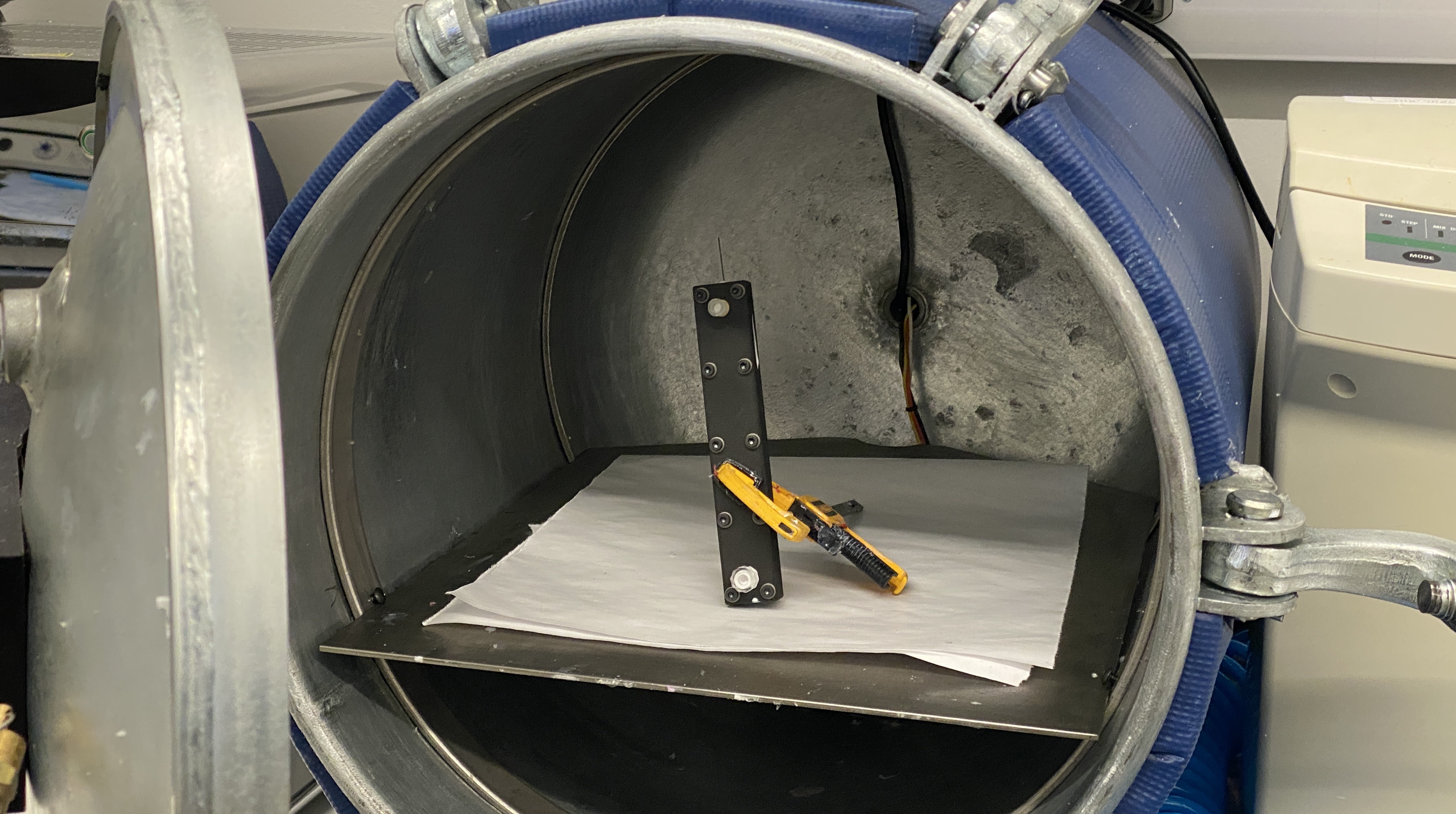 U-shaped waveguide pause print