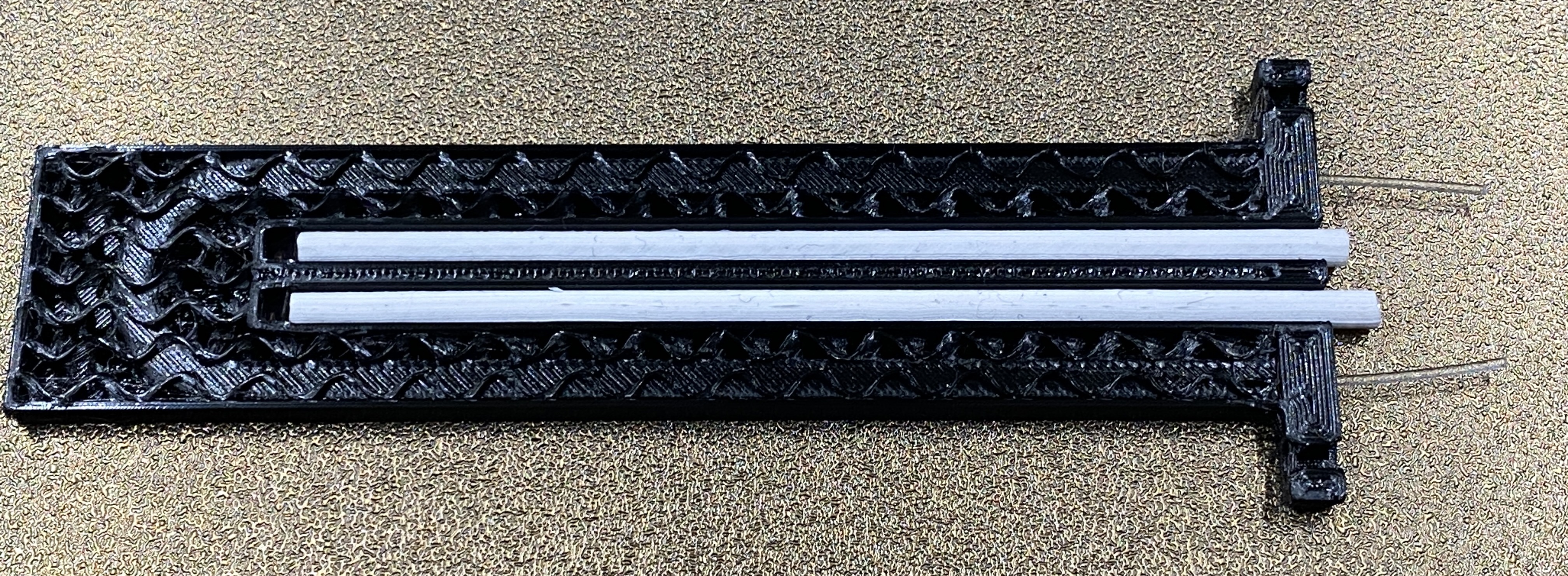 Spectral fibers pause print